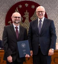 Prof. dr hab. Tomasz Grzela